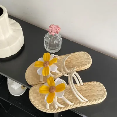 LILY WALKERS FEMALE SLIPPERS